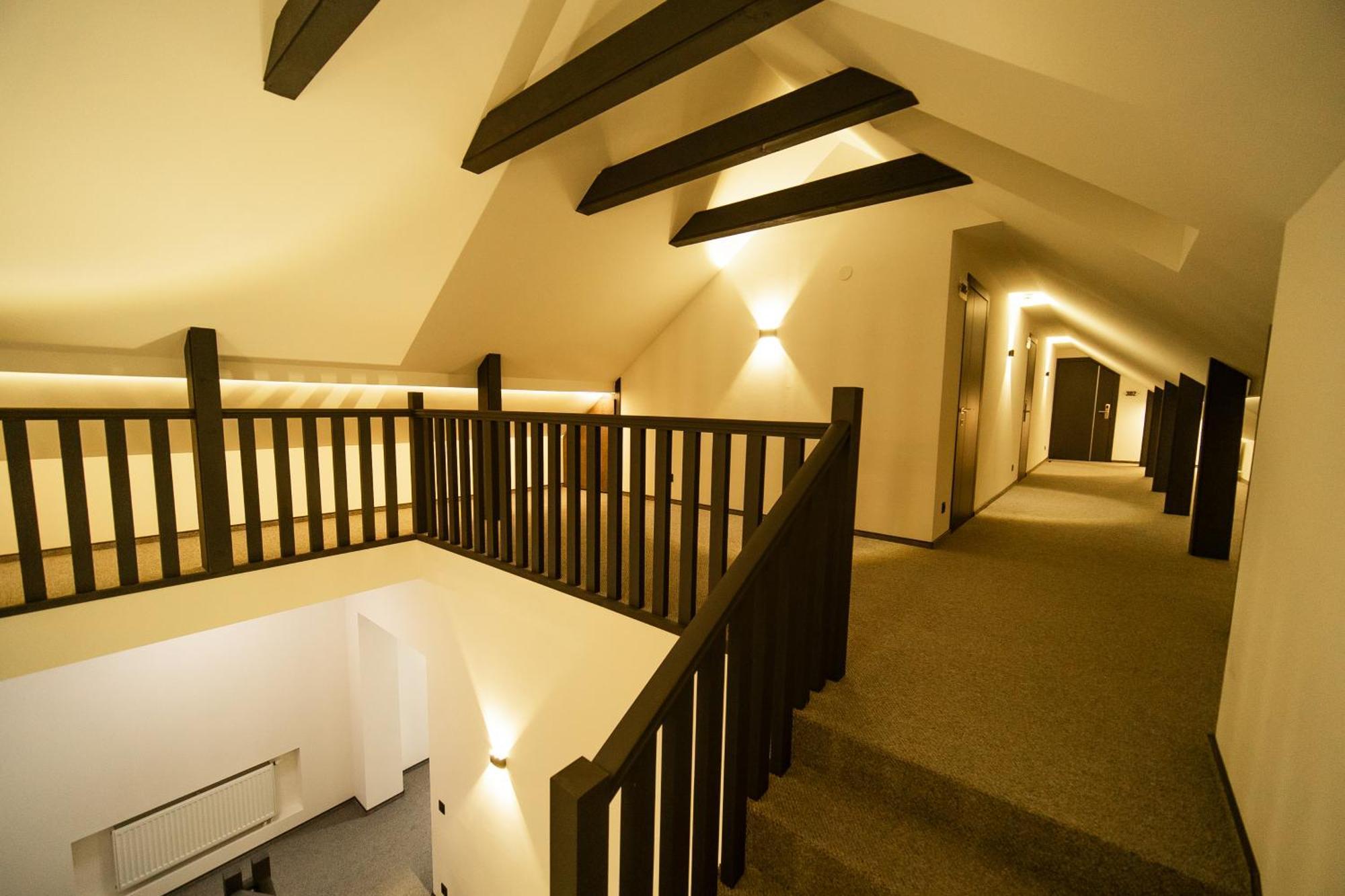 Royal Wood Hotel Rokytne  Buitenkant foto