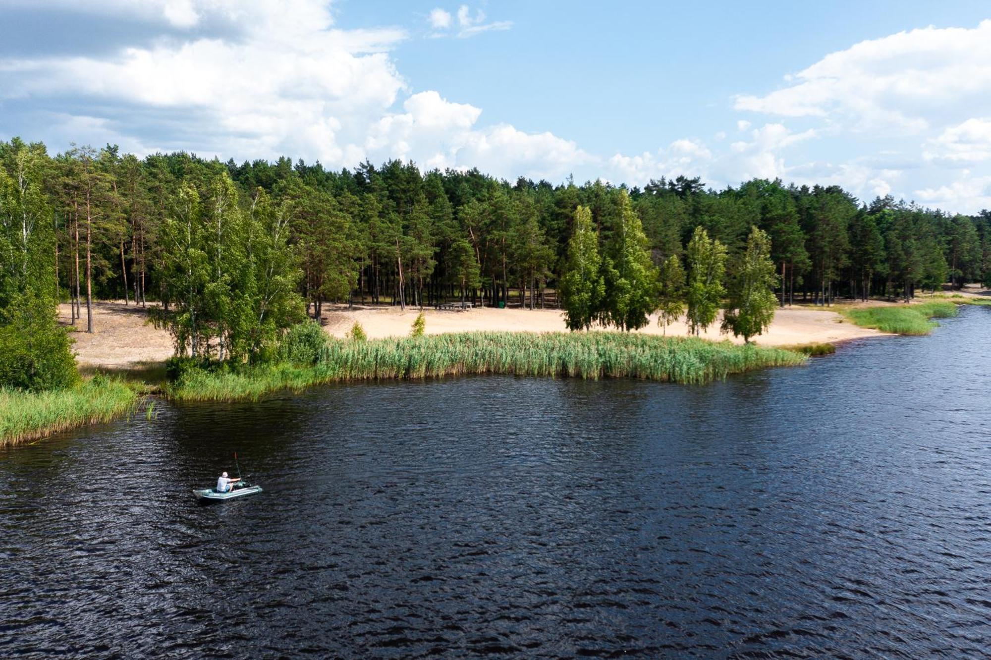 Royal Wood Hotel Rokytne  Buitenkant foto